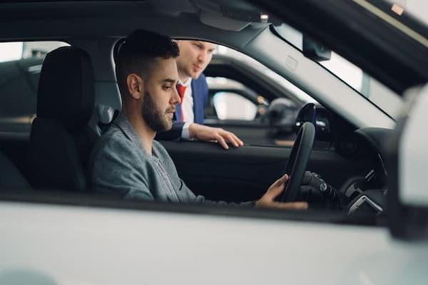 cuanto cuesta un seguro de auto para jóvenes en mexico
