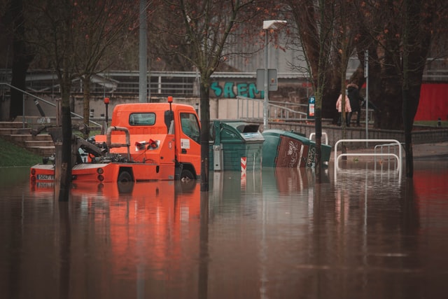 seguro-de-auto-inundaciones